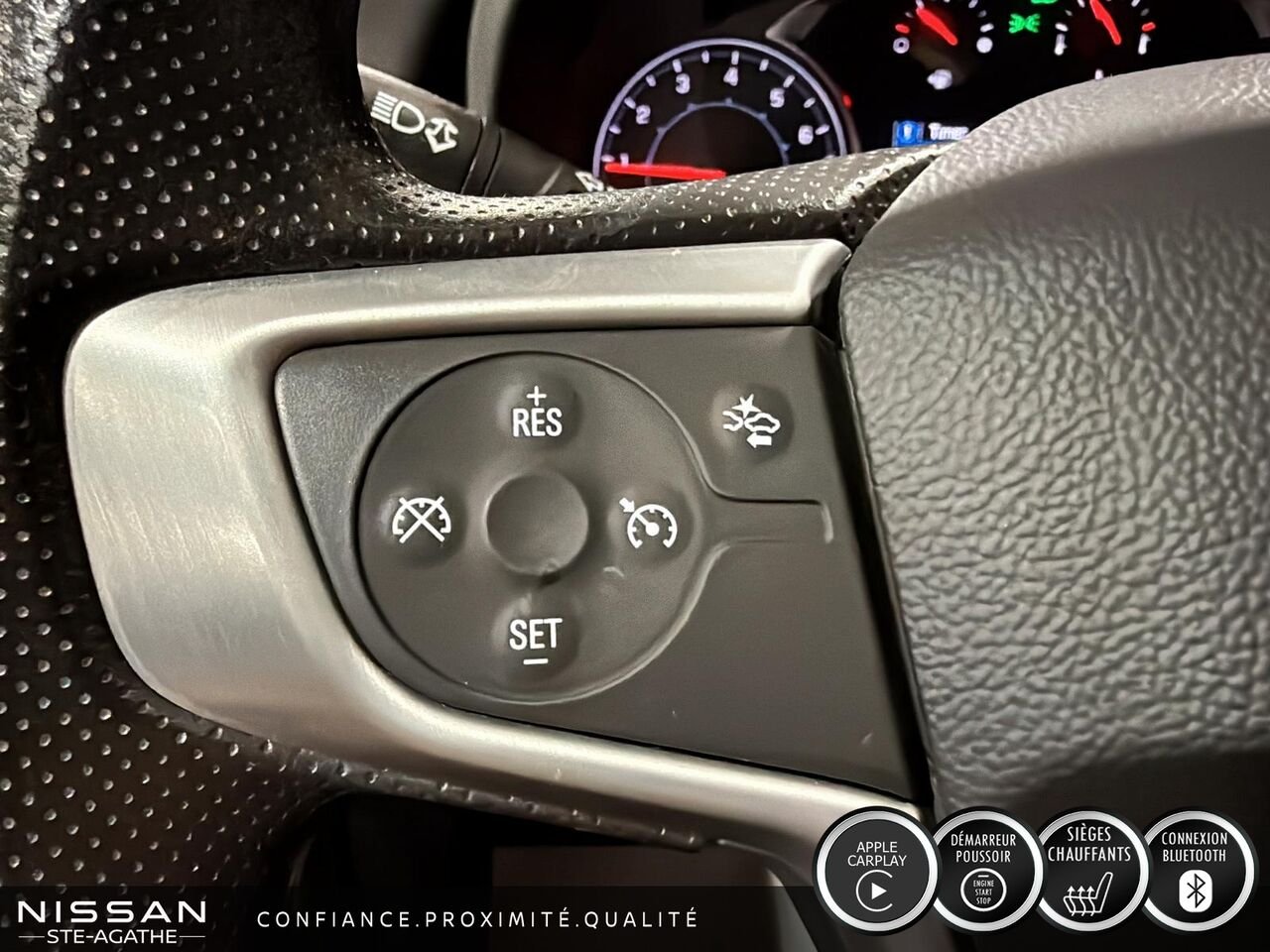 GMC Terrain AWD | BANCS CHAUFFANTS | CARPLAY SANS FIL | DÉMARREUR À DISTANCE 2023 Noir Saint-Jérôme - photo #16
