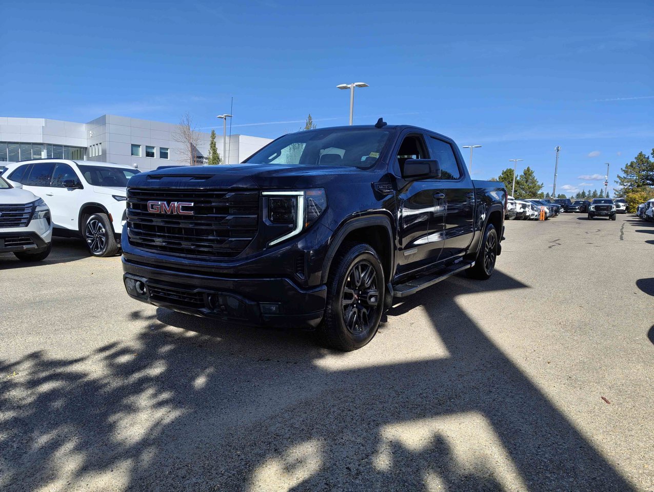 2024 GMC Sierra 1500 4WD Crew Cab 147 Elevation Grey Sherwood Park - photo #3