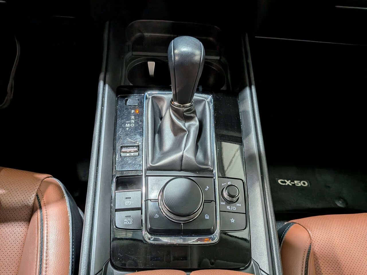 2024 Mazda CX-50 GT w/Turbo AWD Grey Val-David - photo #25