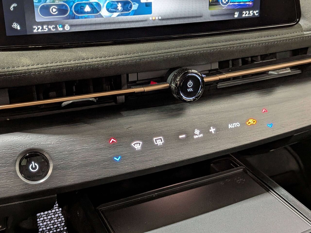 2023 Nissan ARIYA PLATINUM+ e-4ORCE AWD Black Val-David - photo #26