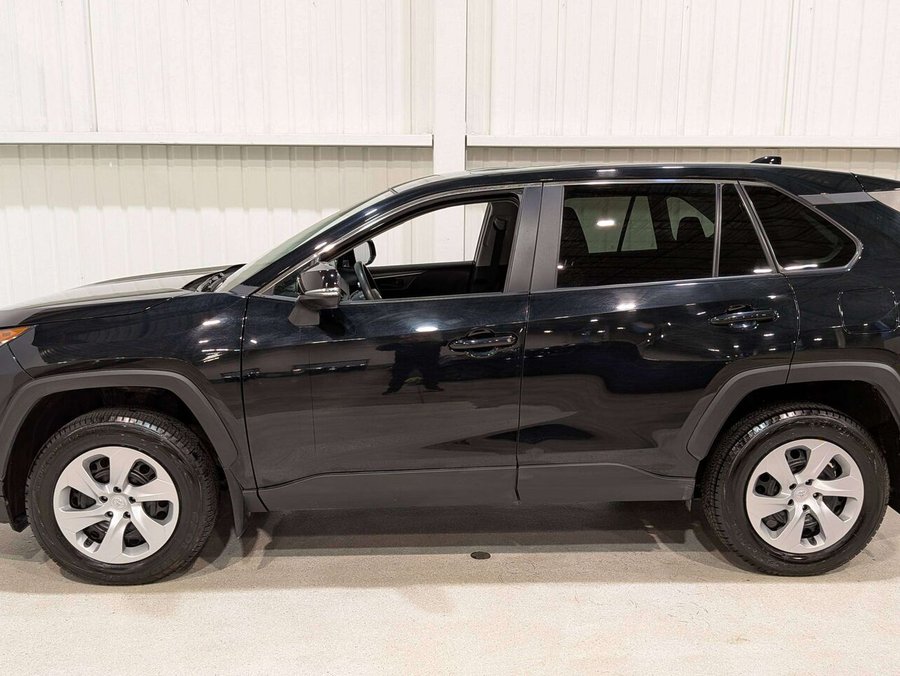 Toyota RAV4 LE AWD 2024 Noir