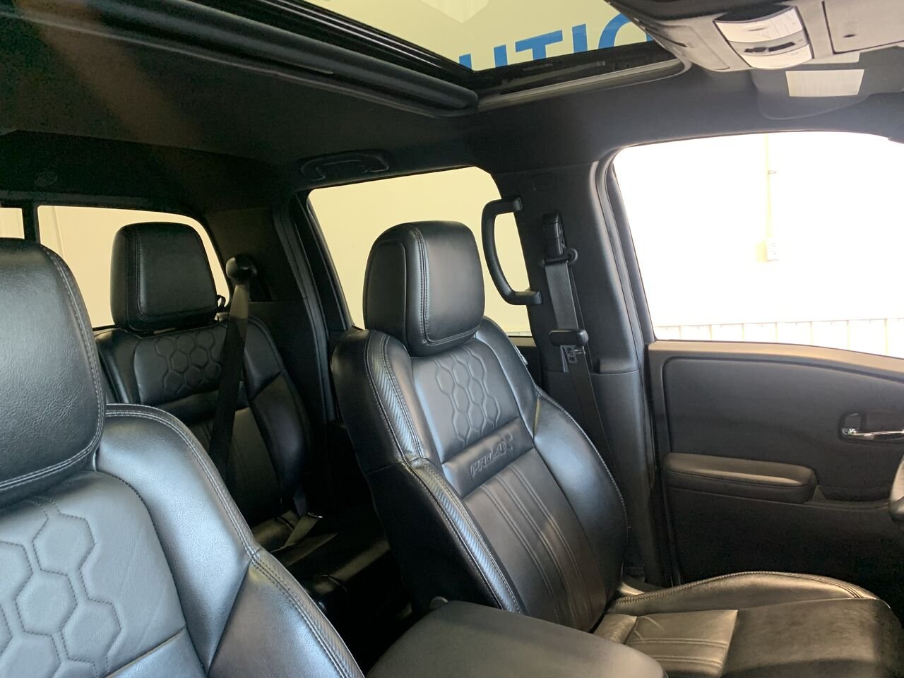 Nissan Frontier PRO-4X cabine double caisse standard 4x4 2022 Blanc Châteauguay - photo #16