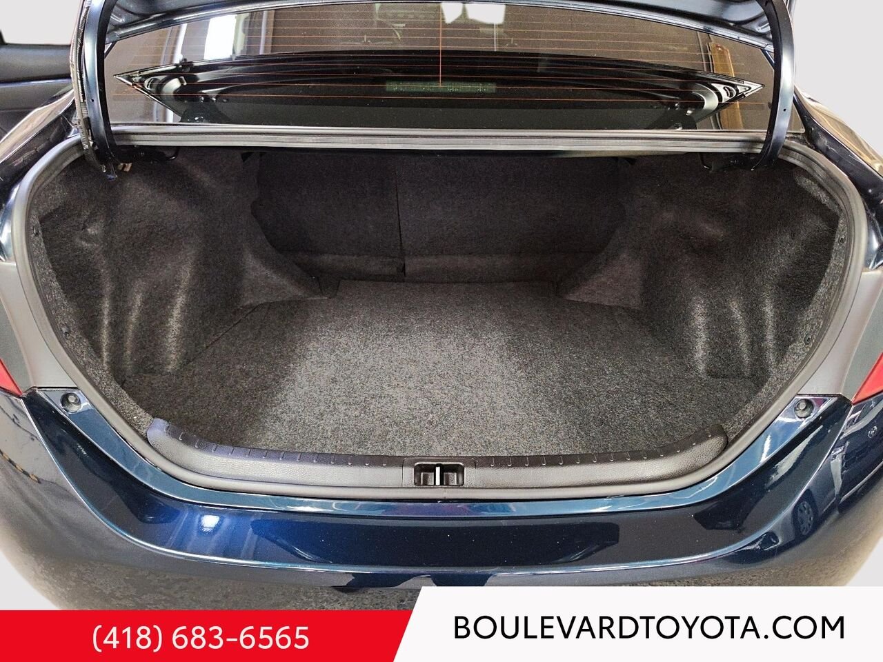 2019 Toyota Corolla 100250B-9 | SE, GROUPE AMÉLIORÉ Blue Québec - photo #18