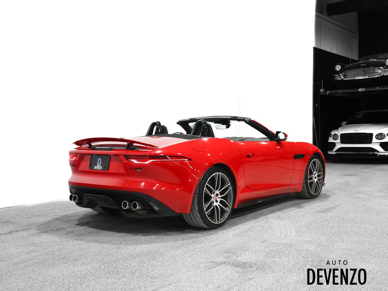 Jaguar F-TYPE 2023 Rouge Saint-Eustache - photo #2