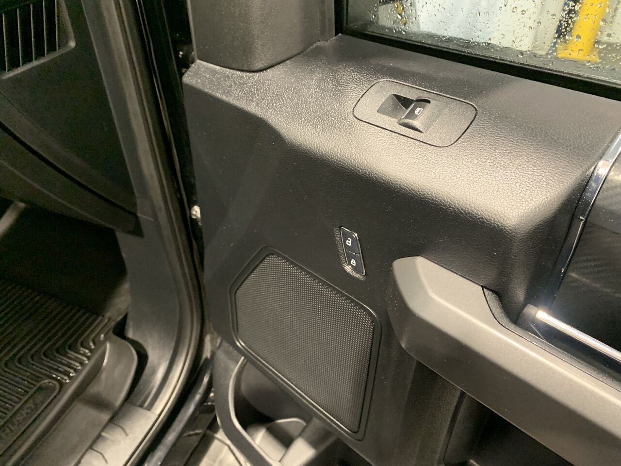 Ford F-150 SUPERCREW XLT XLT, SPORT, 302A, 5.0L 2018 Noir Châteauguay - photo #19