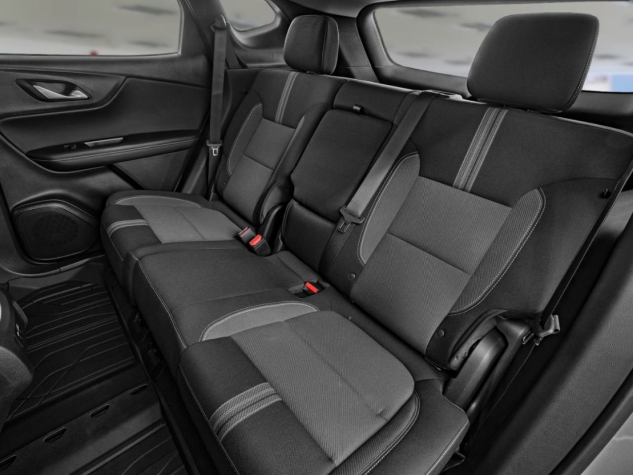 CHEVROLET Blazer Traction intégrale, 4 portes LT 2026 Blanc sommet Amos - photo #3