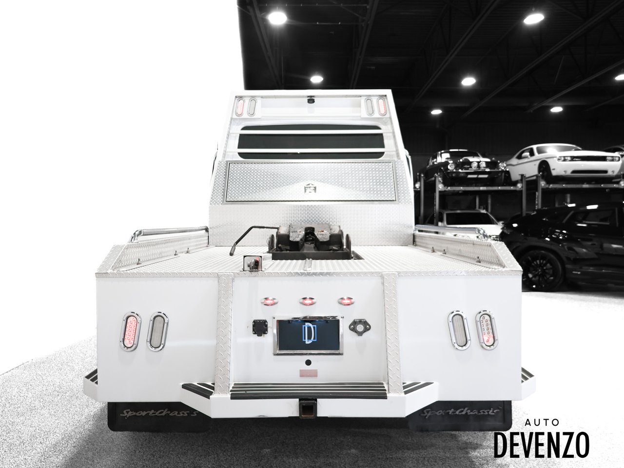 Freightliner Sportchassis 2013 Blanc Saint-Eustache - photo #3
