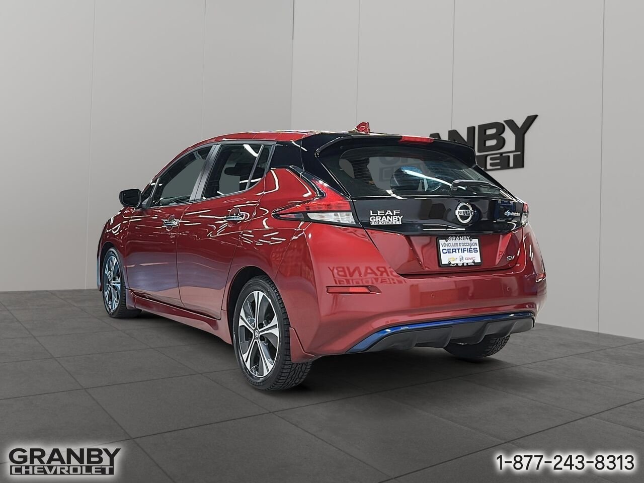 2020 Nissan LEAF SV à hayon | 27-0179A Red Granby - photo #6