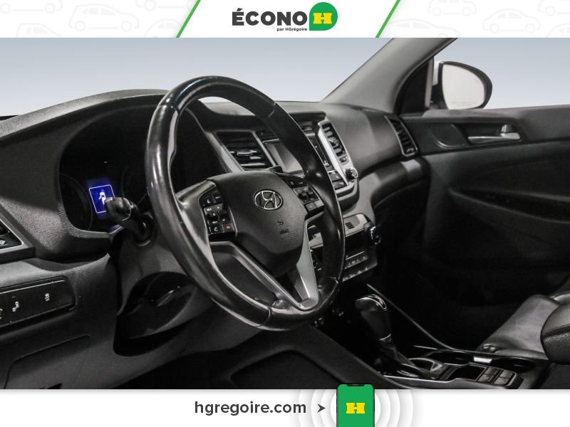 2017 Hyundai Tucson White Laval - photo #9
