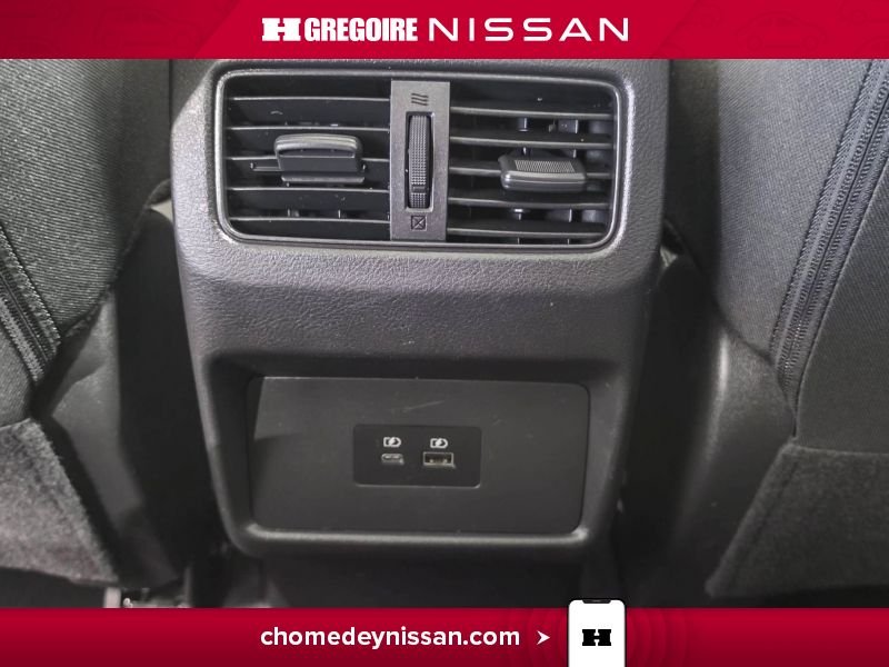 Nissan Rogue 2023 Beige Saint-Eustache - photo #27