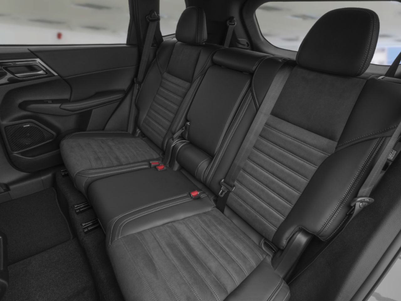 MITSUBISHI Outlander 2026 Rouge diamant Gatineau - photo #3