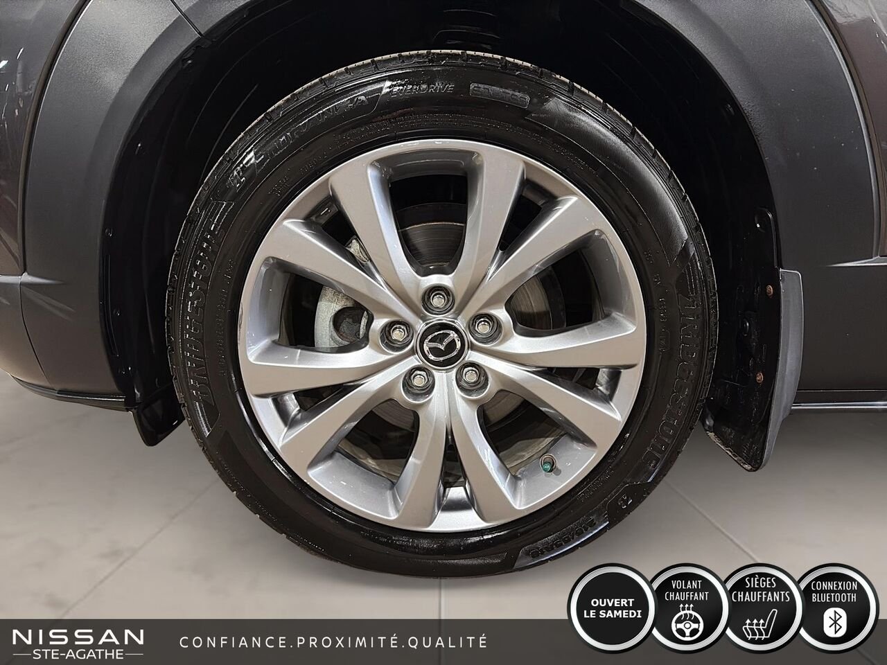 Mazda CX-30 GS TI | SEULEMENT 48 320 KM | VOLANT CHAUFFANT EN CUIR | RÉGULATEUR RADAR | CAMÉRA DE RECUL 2021 Gris Saint-Jérôme - photo #6