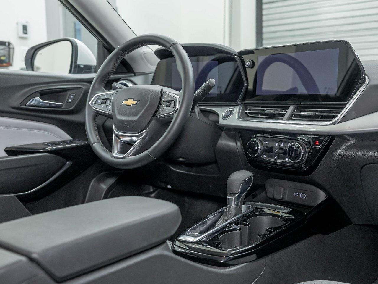 Chevrolet Trax LT *SIÈGES CHAUFF* REG ADAPT CARPLAY WIFI USB 2025 Blanc Saint-Jérôme - photo #20