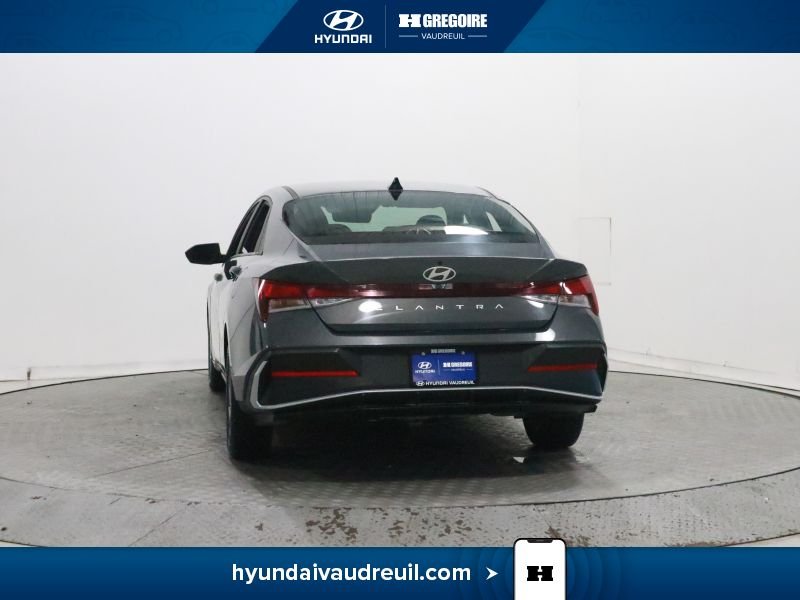 2024 Hyundai Elantra Grey Laval - photo #7