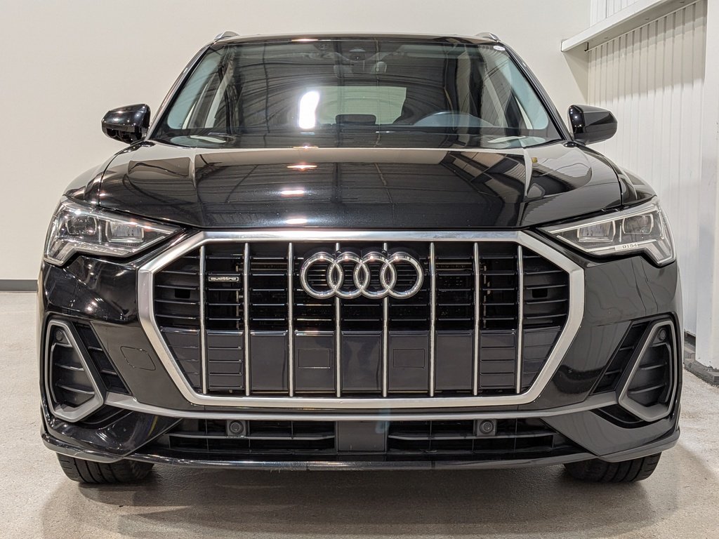 2021 Audi Q3 Progressiv 45 TFSI quattro Black Val-David - photo #3