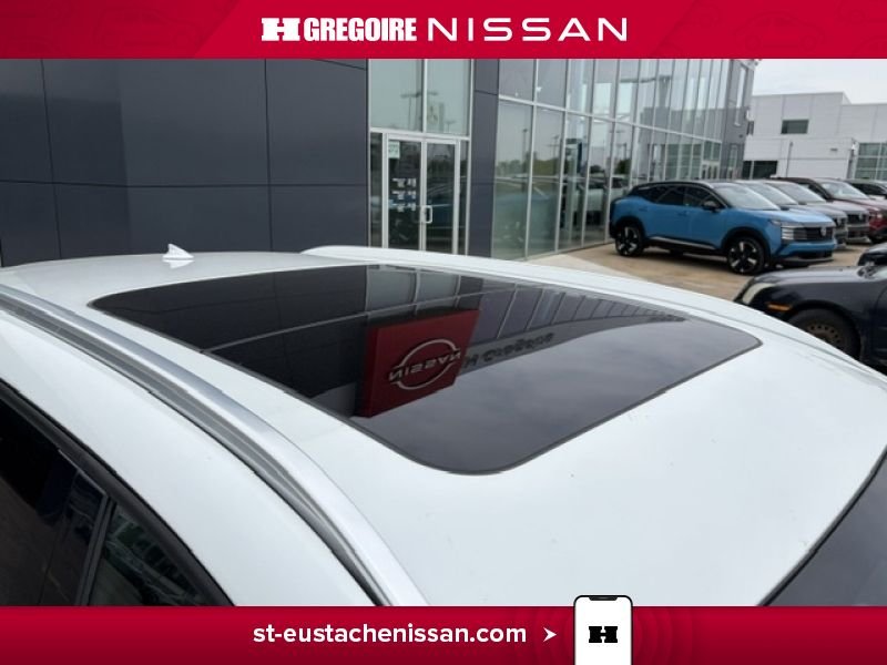 2023 Mazda CX-50 White Laval - photo #14