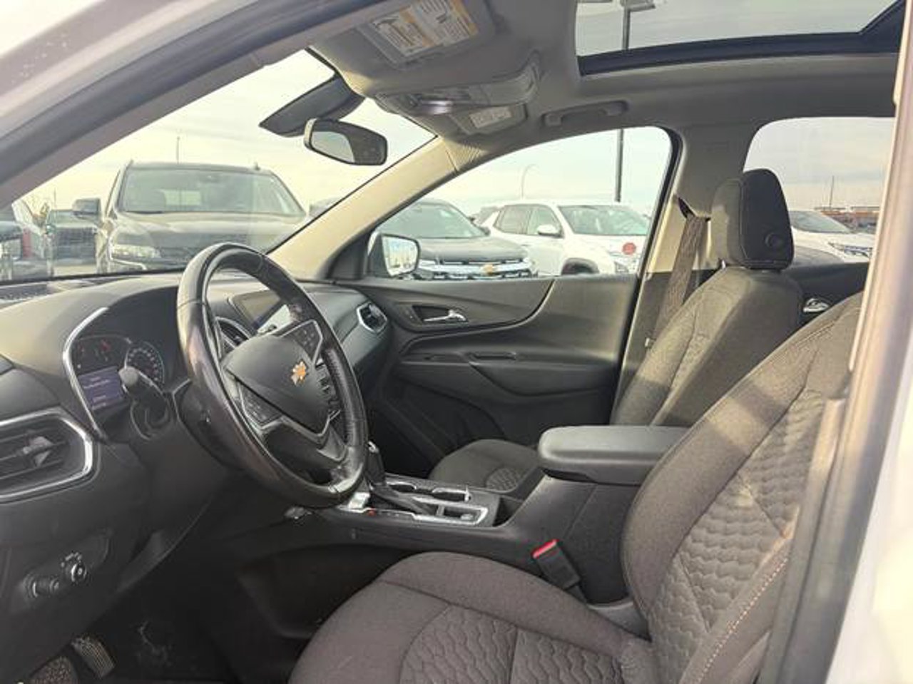 2019 Chevrolet Equinox AWD 4dr LT w/1LT White Sherwood Park - photo #5