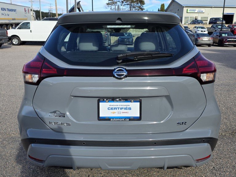 Nissan Kicks SR 2021 Gris Mont-Laurier - photo #6