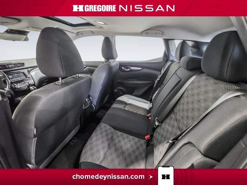 2023 Nissan Qashqai Red Saint-Eustache - photo #25