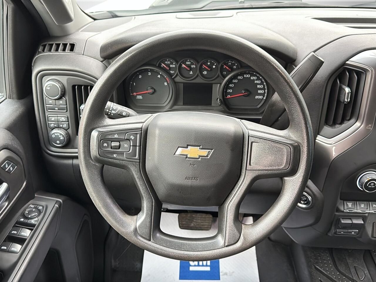 CHEVROLET SILVERADO 2500 CUSTOM 2024 Blanc Saint-Hyacinthe - photo #10