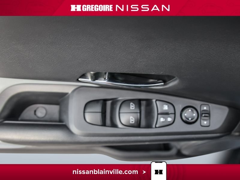 Nissan Kicks 2023 Bleu Blainville - photo #19