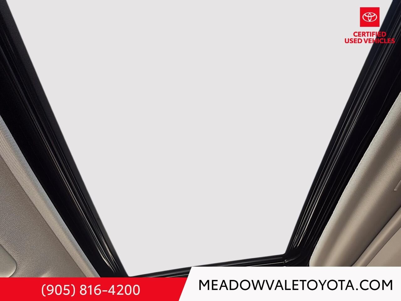 2021 Toyota RAV4 One owner, Red Mississauga - photo #10
