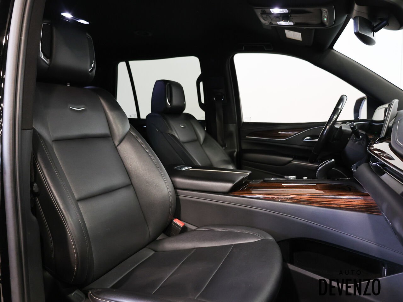 2022 Cadillac Escalade Black Saint-Eustache - photo #8