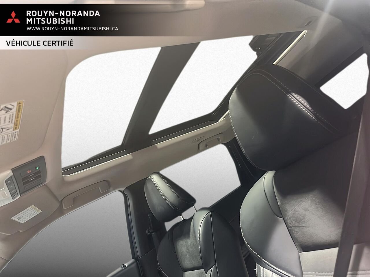 2024 Mitsubishi Outlander Blue  - photo #19