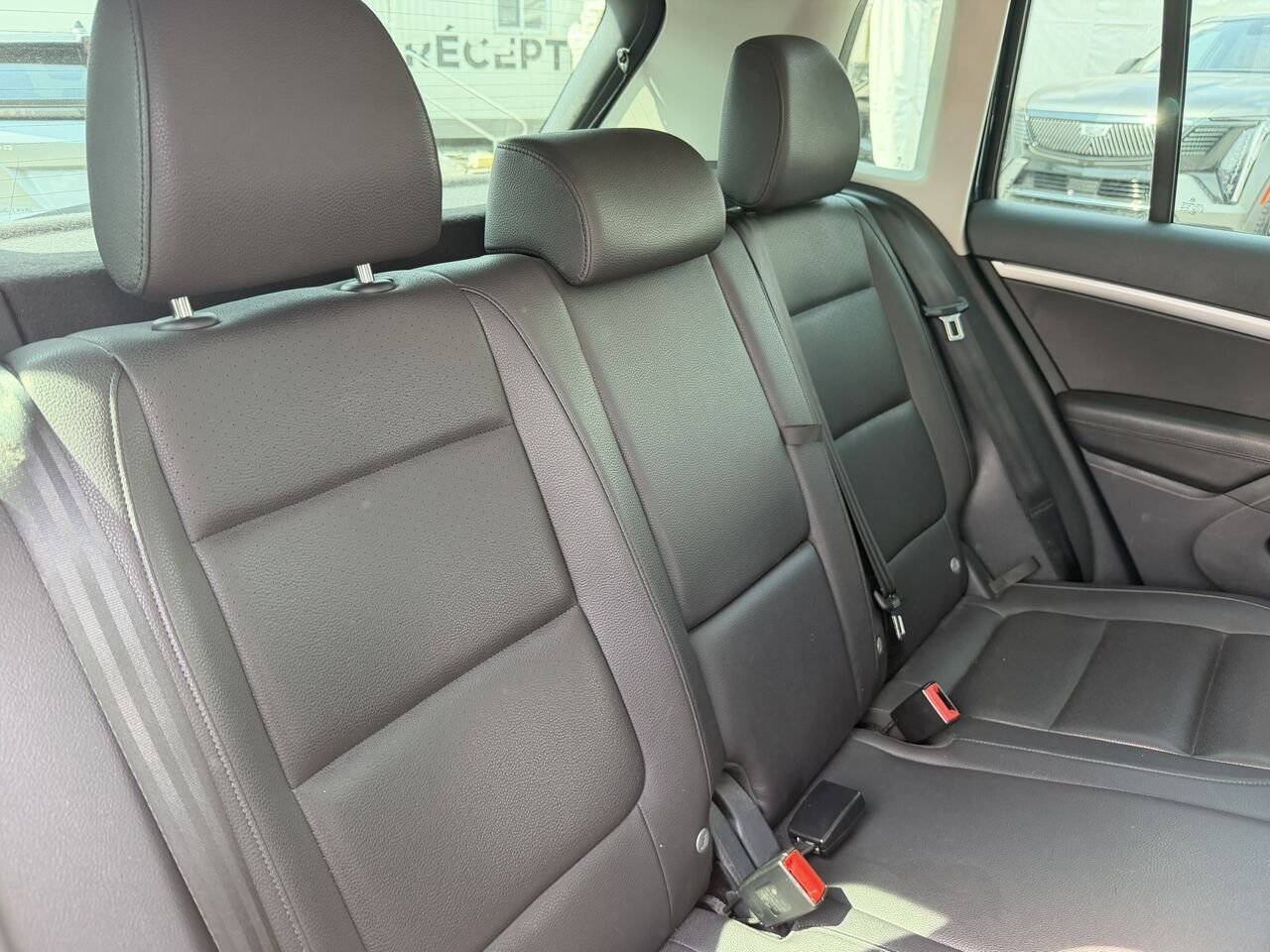 2017 Volkswagen Tiguan Comfortline 4MOTION Blue Laval - photo #13