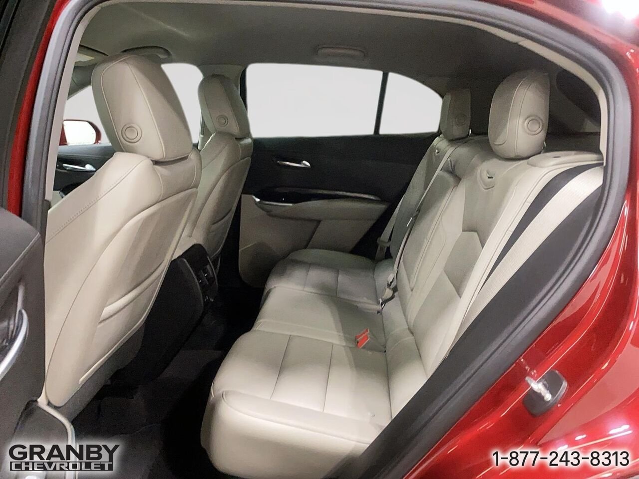 2020 Cadillac XT4 Haut de gamme Luxe 4 portes TI | 26-0685A Red Granby - photo #12