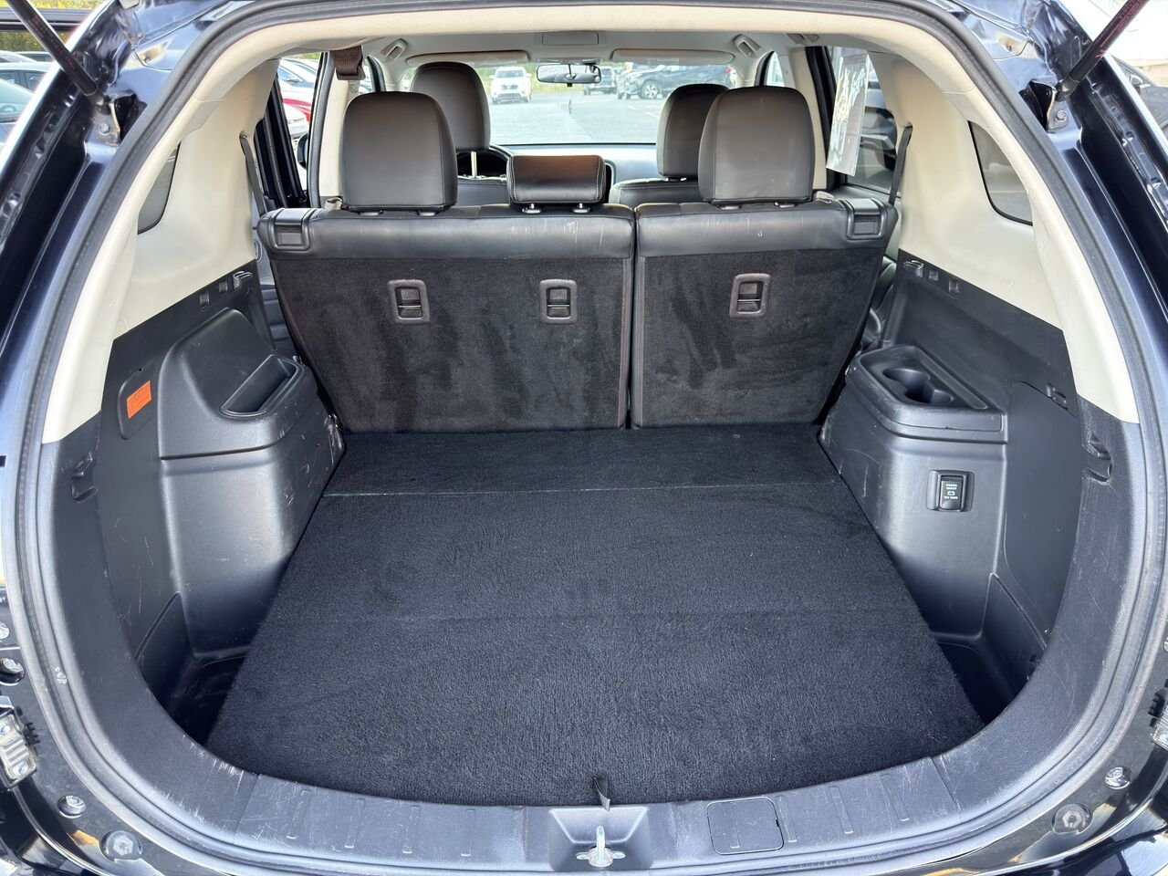 2018 Mitsubishi Outlander Plug-In Hybrid Black Thetford Mines - photo #14