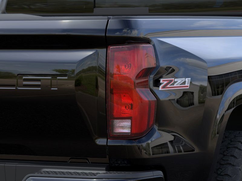Chevrolet Colorado Z71 4RM 2024 Noir Saint-Eustache - photo #10