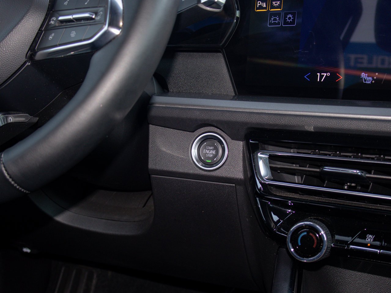 2026 Chevrolet Traverse AWD 4dr LT Black Sherwood Park - photo #24