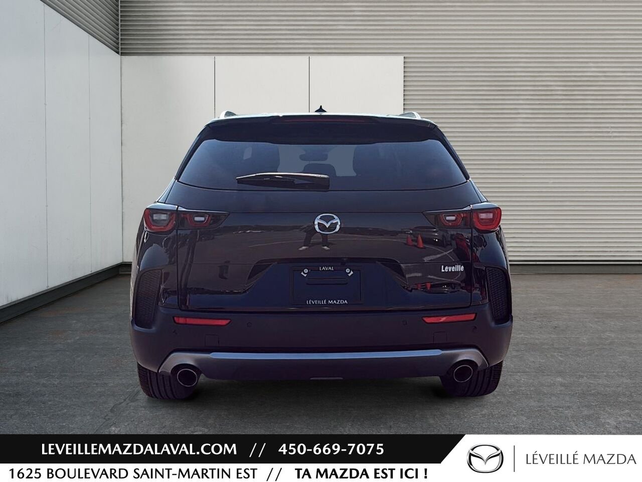 2024 Mazda CX-50 GT TI avec moteur turbo Jet Black Mica Laval - photo #5