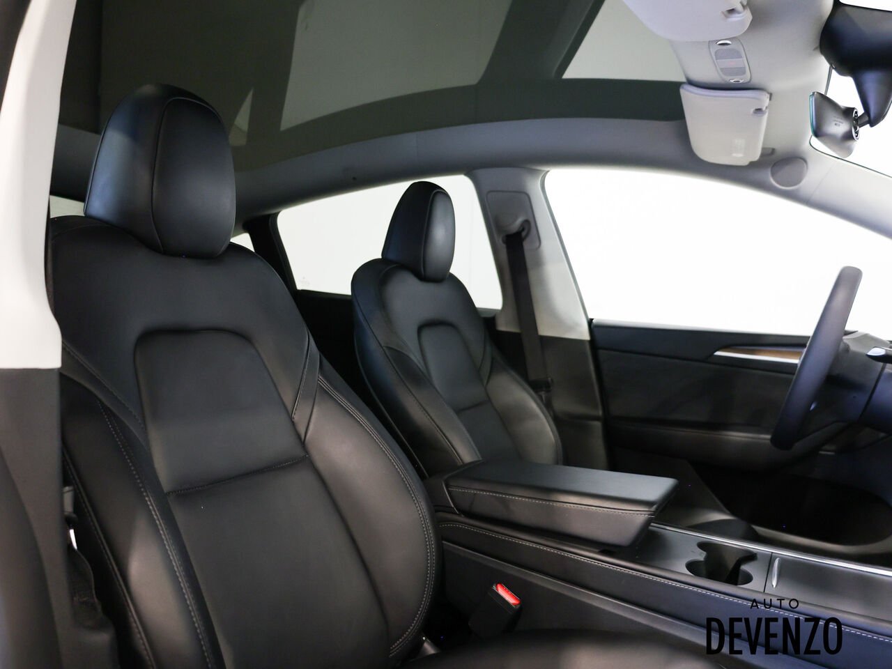 Tesla Model Y 2023 Blanc Saint-Eustache - photo #7