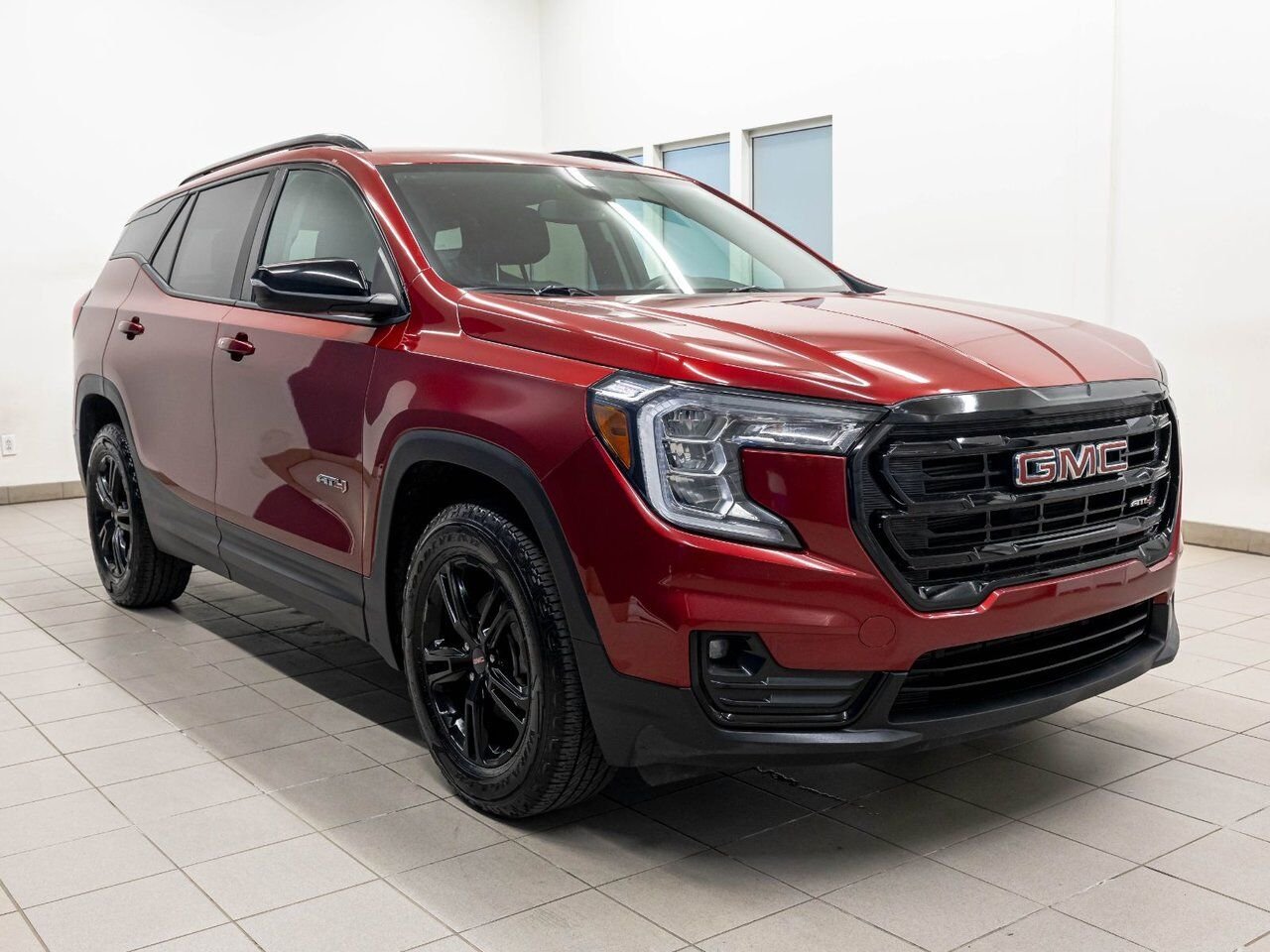 GMC Terrain AT4 AWD *SIÈGES CHAUFF* CUIR HAYON ELECT REG ADAPT 2024 Rouge Saint-Jérôme - photo #8