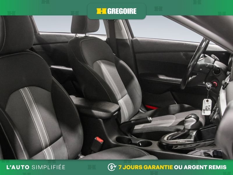 2022 Kia Forte Silver Saint-Eustache - photo #28