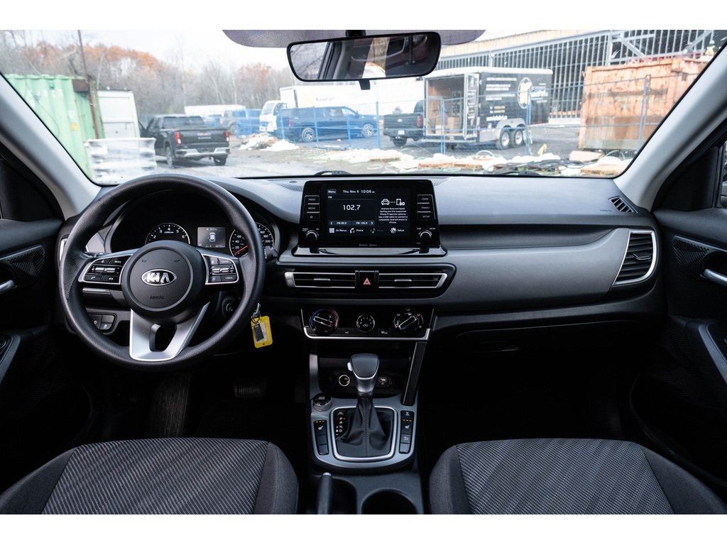 2021 Kia Seltos Black Gatineau - photo #2