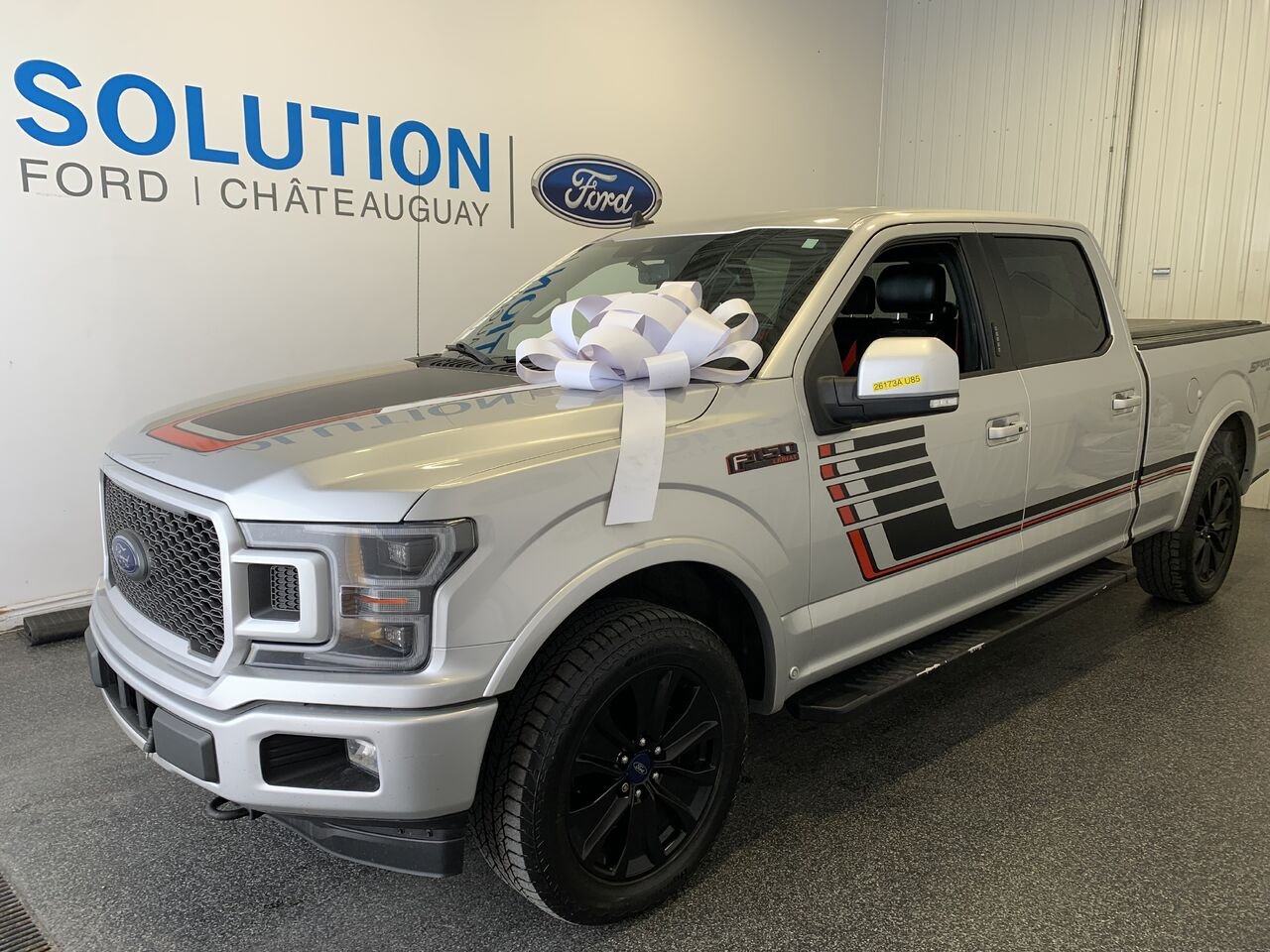 Ford F-150 LARIAT, EDITION SPECIALE, 3.5L, 157 WB, 2019 Argent Châteauguay - photo #0
