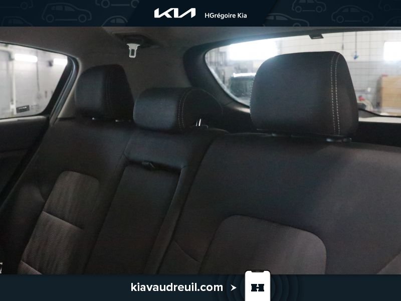 Kia Sportage KA8102 | LX 2017 Noir Laval - photo #12