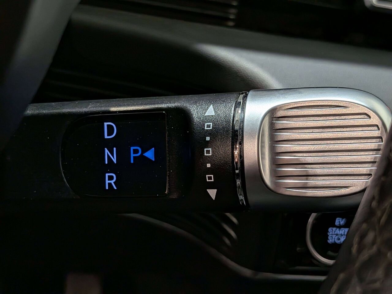 2024 Hyundai IONIQ 5 Preferred RWD Long Range Blue Val-David - photo #18