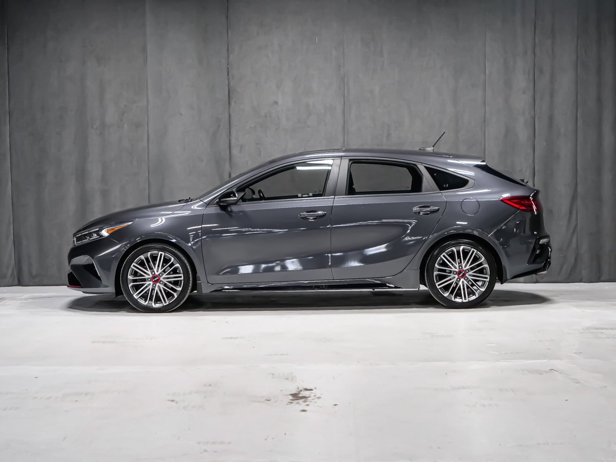 2023 Kia Forte5 GT Montreal - photo #2