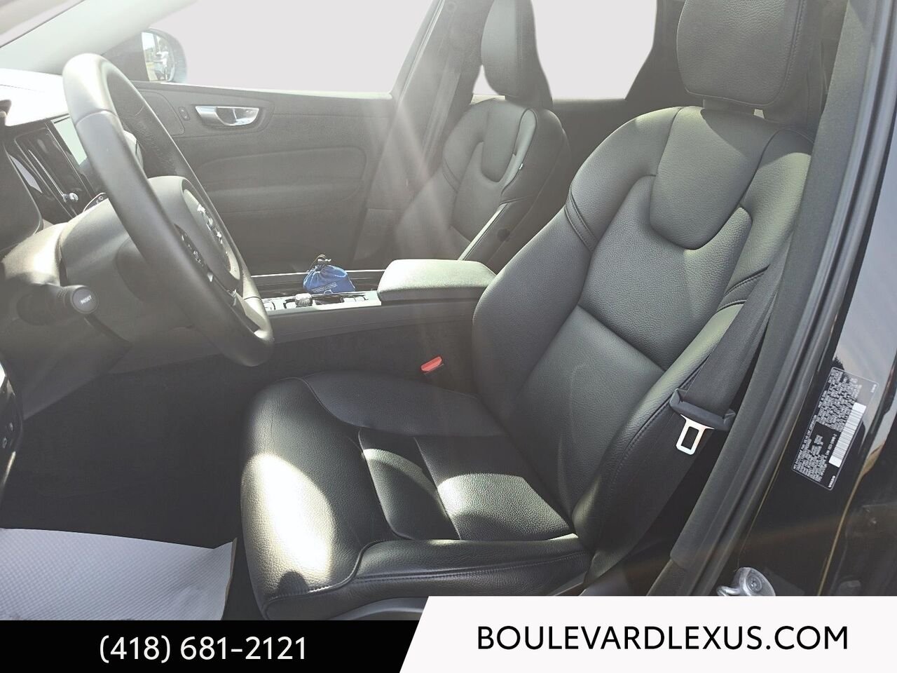 Volvo XC60 19370A | Recharge Plus Dark 2023 Noir Québec - photo #8
