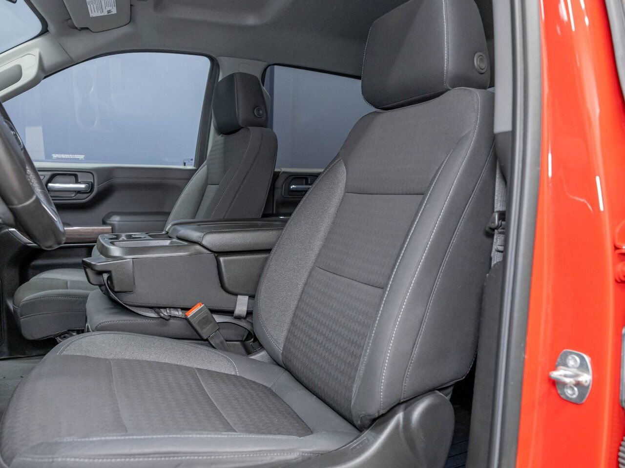 Chevrolet Silverado 1500 LT TRAIL BOSS CREW 4X4 V8 *SIÈGES CHAUFF* BEDLINER 2020 Rouge Saint-Jérôme - photo #9