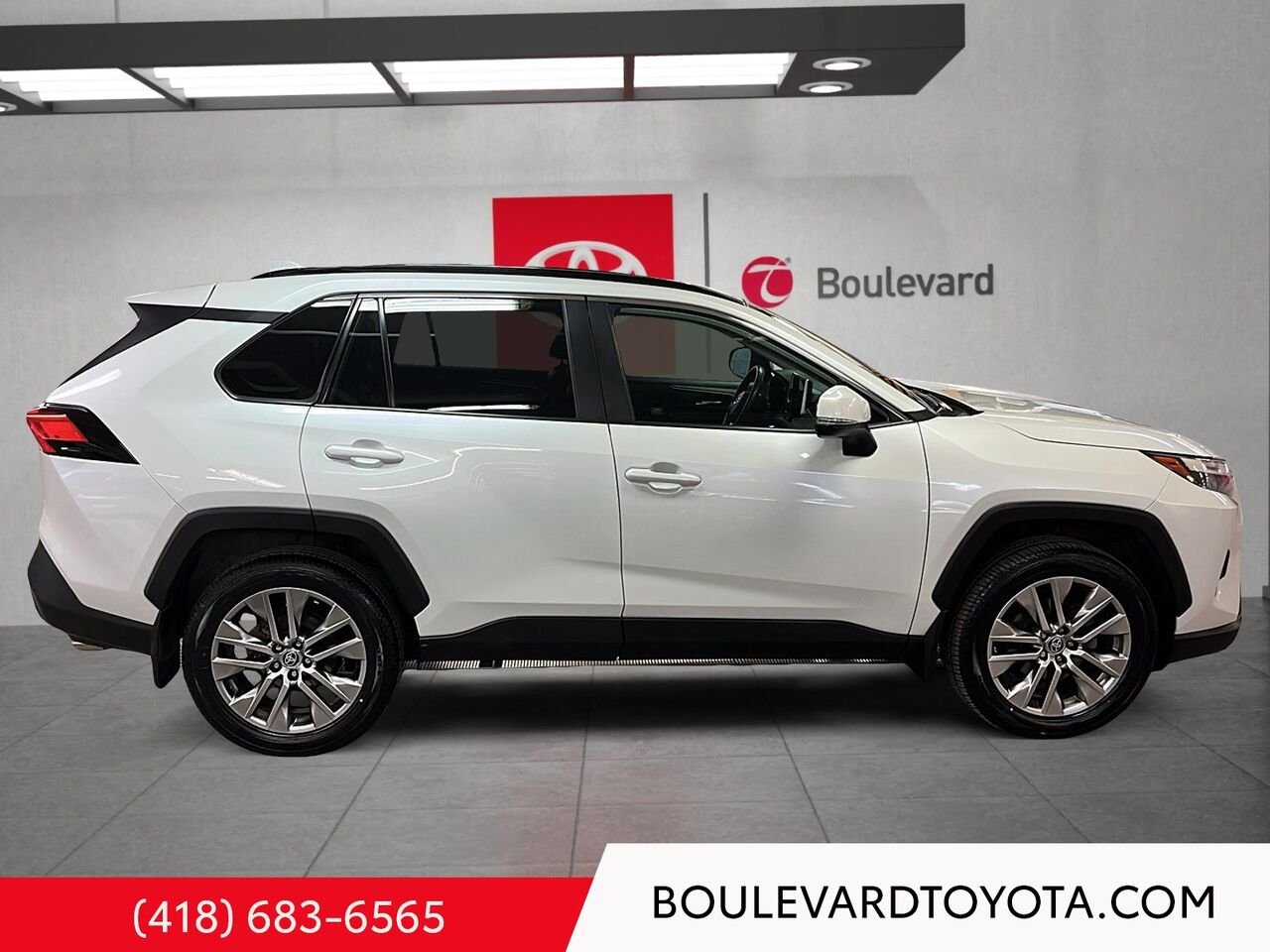 2023 Toyota RAV4 100200A-102 | XLE White Québec - photo #2