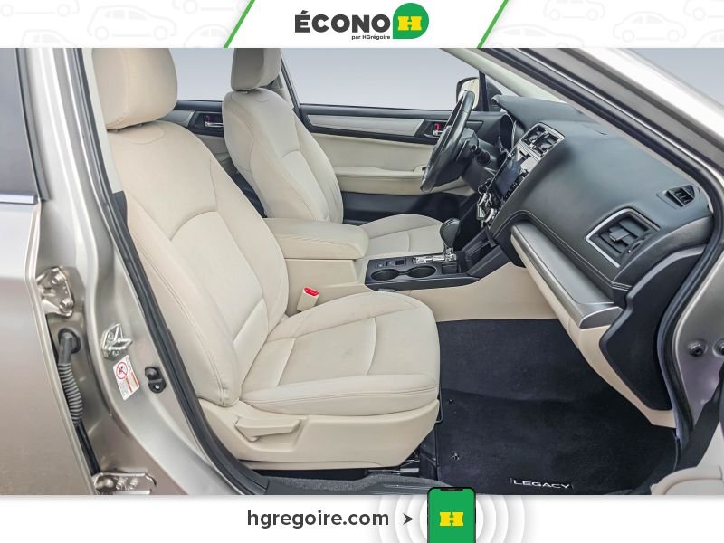Subaru Legacy 2018 Beige Blainville - photo #16