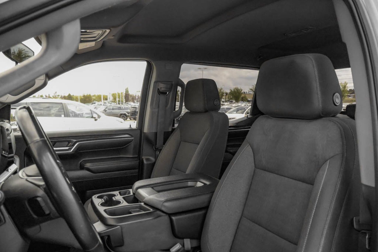 2024 GMC Sierra 1500 4WD Crew Cab 157 Elevation Grey Sherwood Park - photo #29