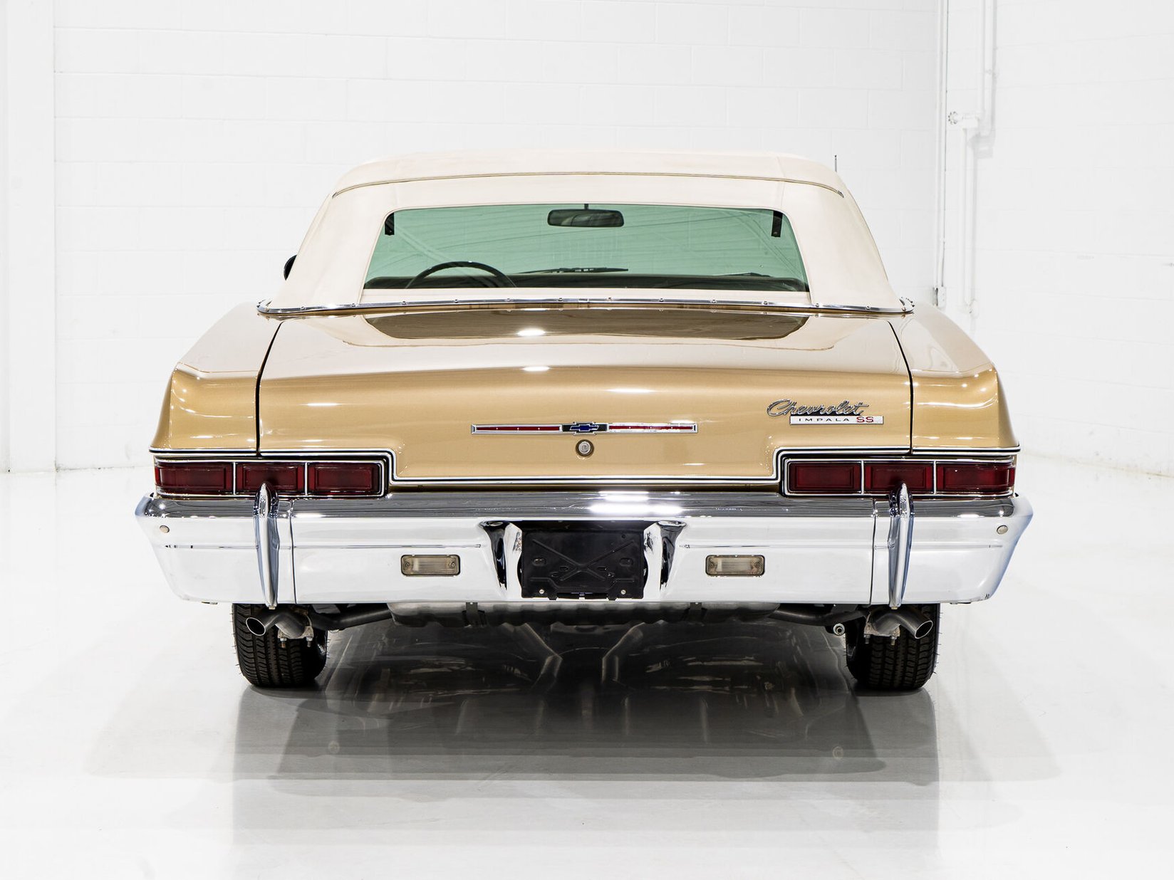Chevrolet Impala 427 Convertible fully loaded with A/C **PRIX EN USD** 1966 Montréal - photo #23
