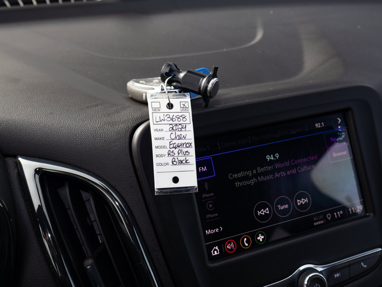 2024 Chevrolet Equinox AWD 4dr RS Black Sherwood Park - photo #33