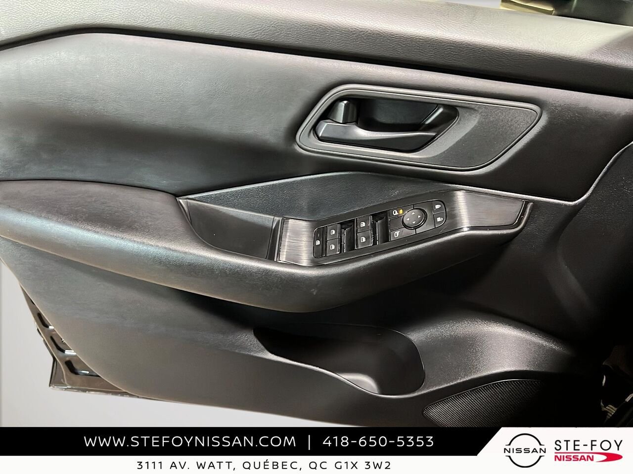 2024 Nissan Rogue S Black Ste-Foy - photo #10